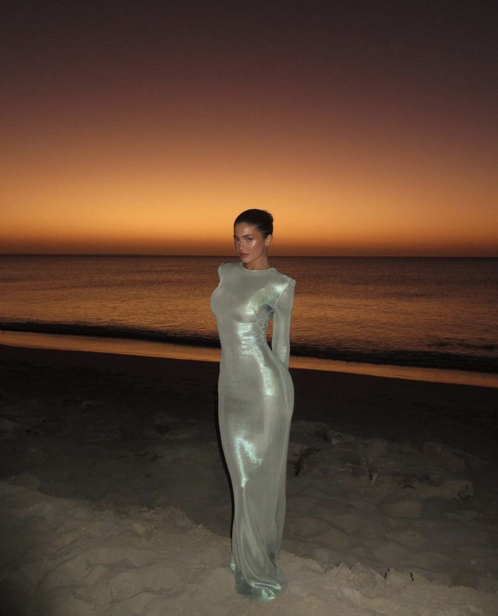 Kylie Jenner Channels Her Inner Mermaid in an Iridescent Aqua Gown