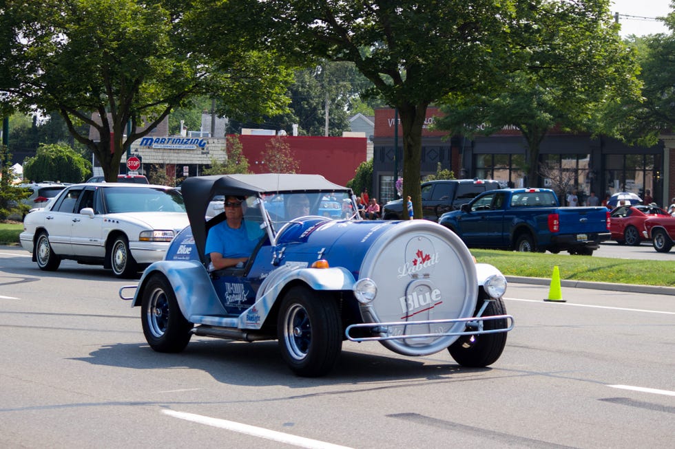 labatt blue car