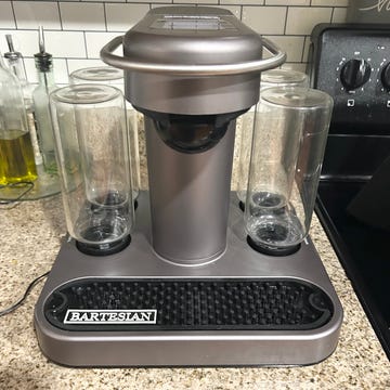 bartesian produttore di cocktail prepara facilmente il tuo cocktail con ricette automatiche capsule con ingredienti per cocktail 4 livelli di gradazione della bibita inserto per 4 liquori bartesian produttore di cocktail prepara facilmente il tuo cocktail con ricette automatiche capsule con ingredienti per cocktail 4 livelli di gradazione della bibita inserto per 4 liquori