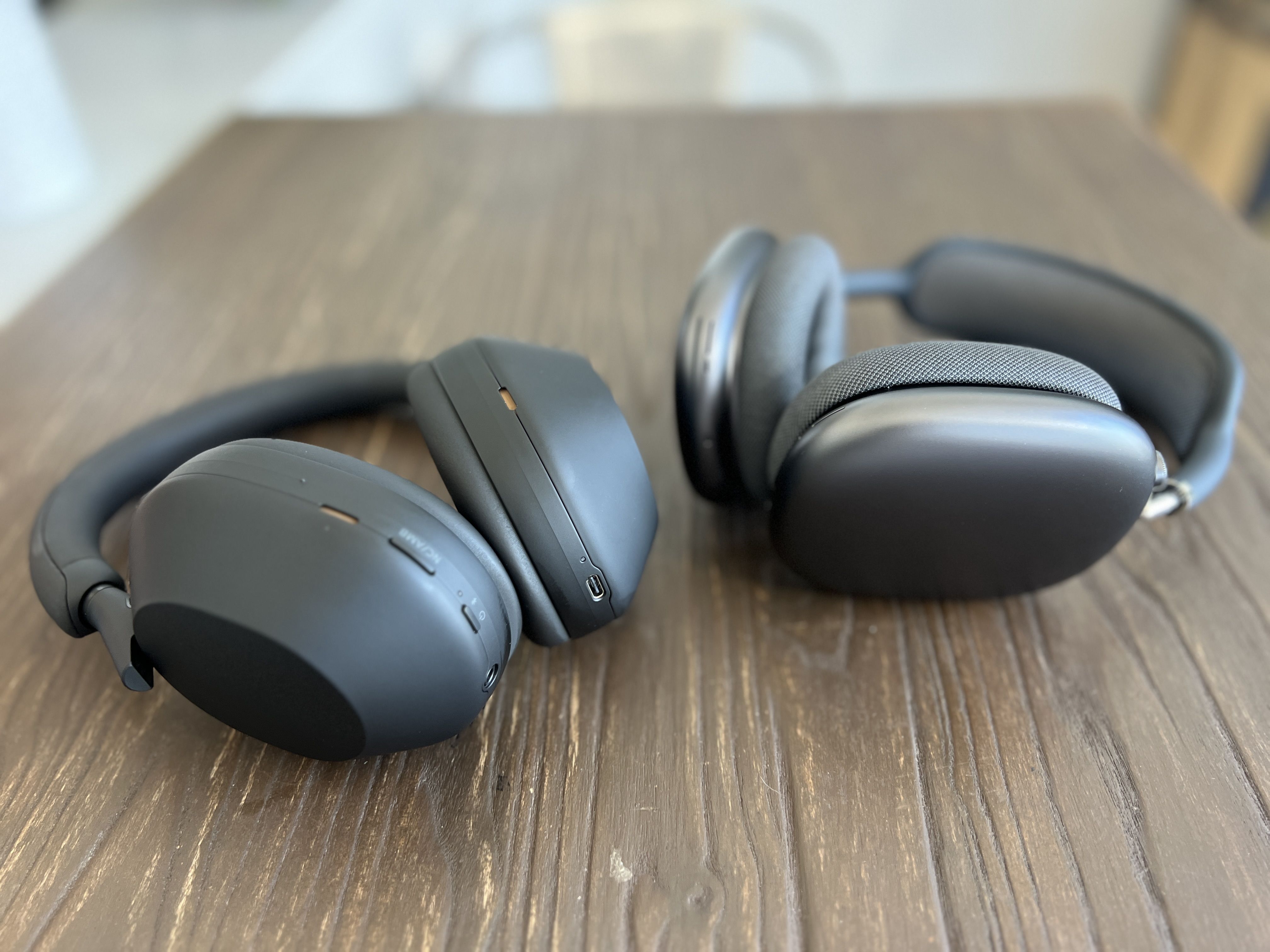 Review: Airpods Max  Superb Noise Cancellation And Beautiful Sound