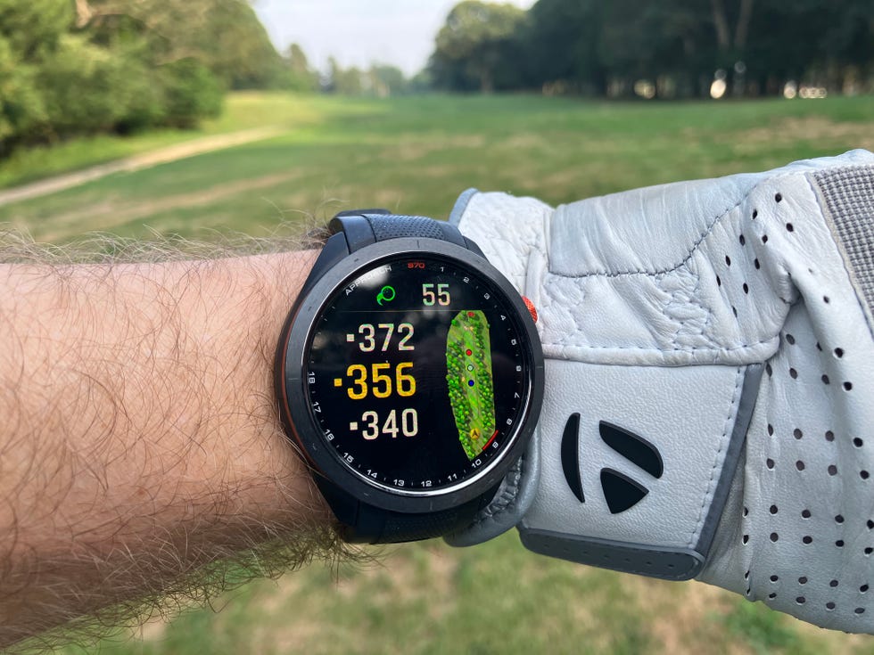 the garmin golf watch