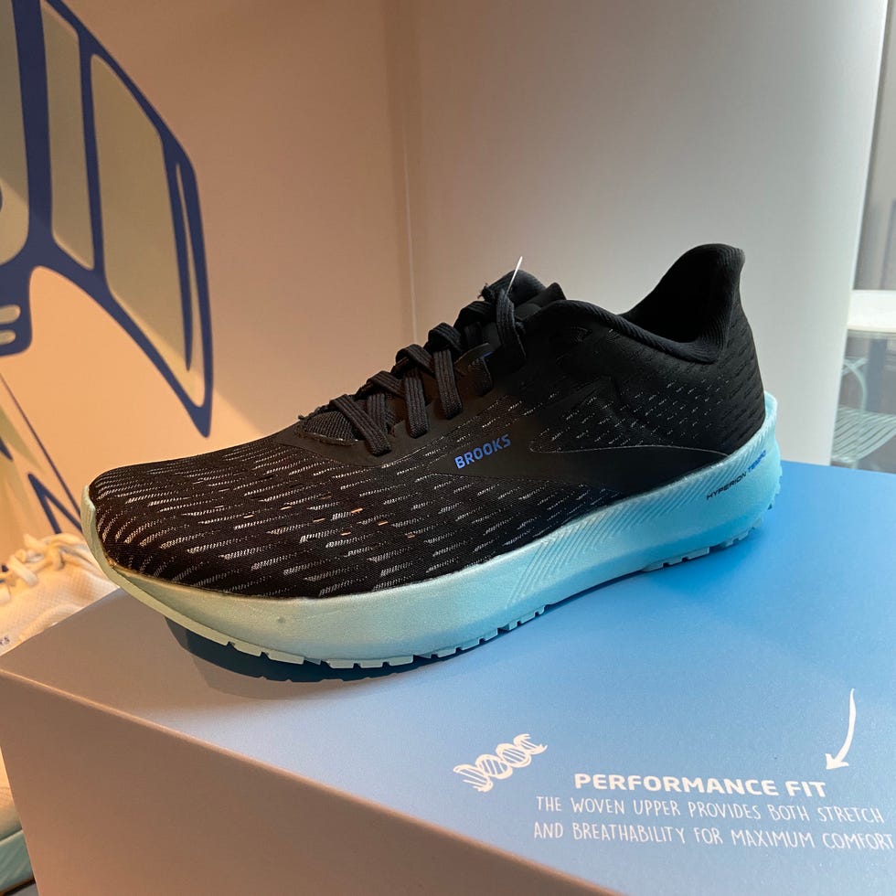 brooks hyperion tempo