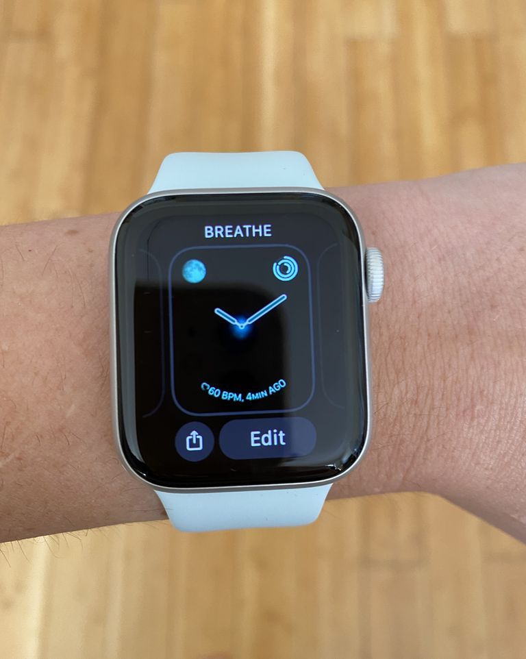 Apple WatchOS 7 Review 5 Things You Need to Know