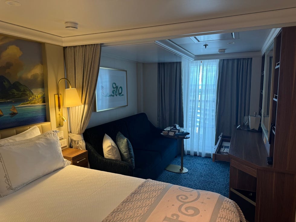 the disney wish deluxe oceanview stateroom with verandah