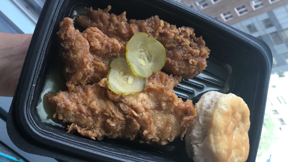 Dish, Food, Cuisine, Fried food, Karaage, Ingredient, Fried chicken, Meat, Chicken fried steak, Produce, 