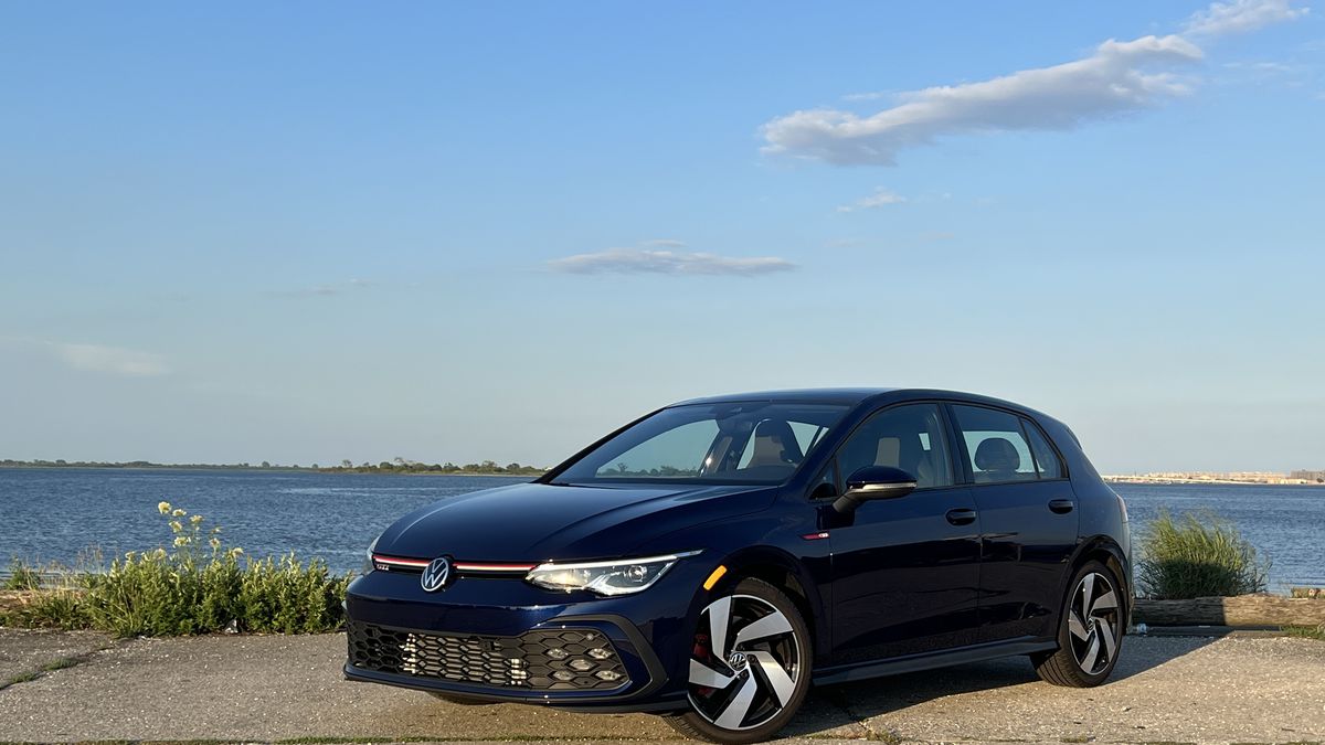 2023 Volkswagen Golf GTI Prices, Reviews, and Pictures
