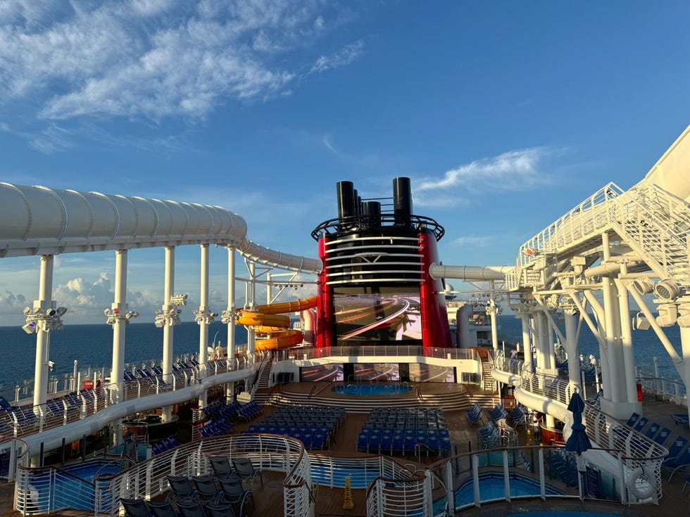 disney wish pool deck with funnel vision screen