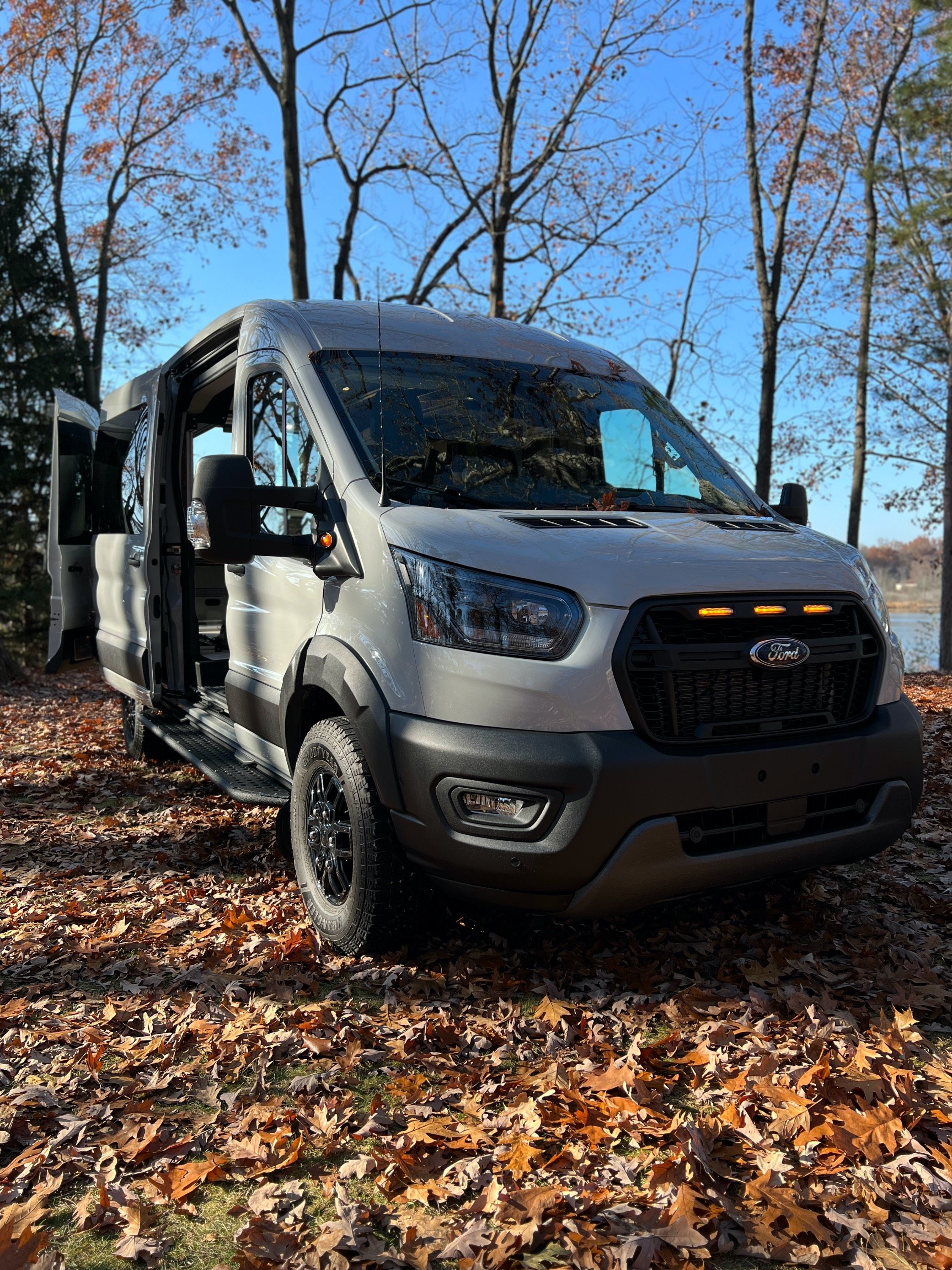 2023 Ford Transit Custom Trail Van AWD, Grey Matter