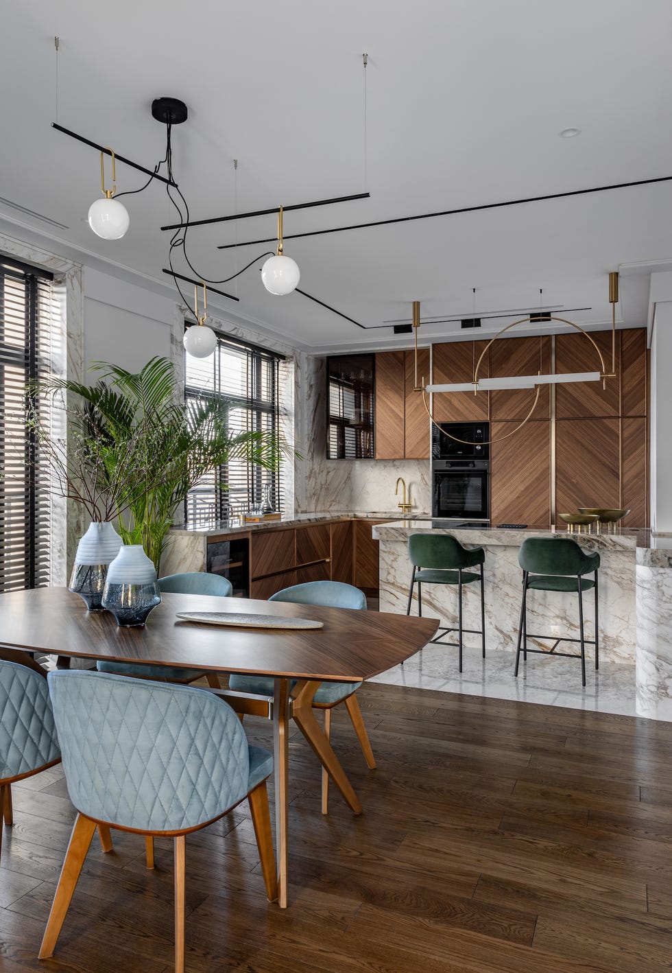 dos apartamentos y reorganizar 136 metros, así se diseno un hogar familiar funcional y luminoso