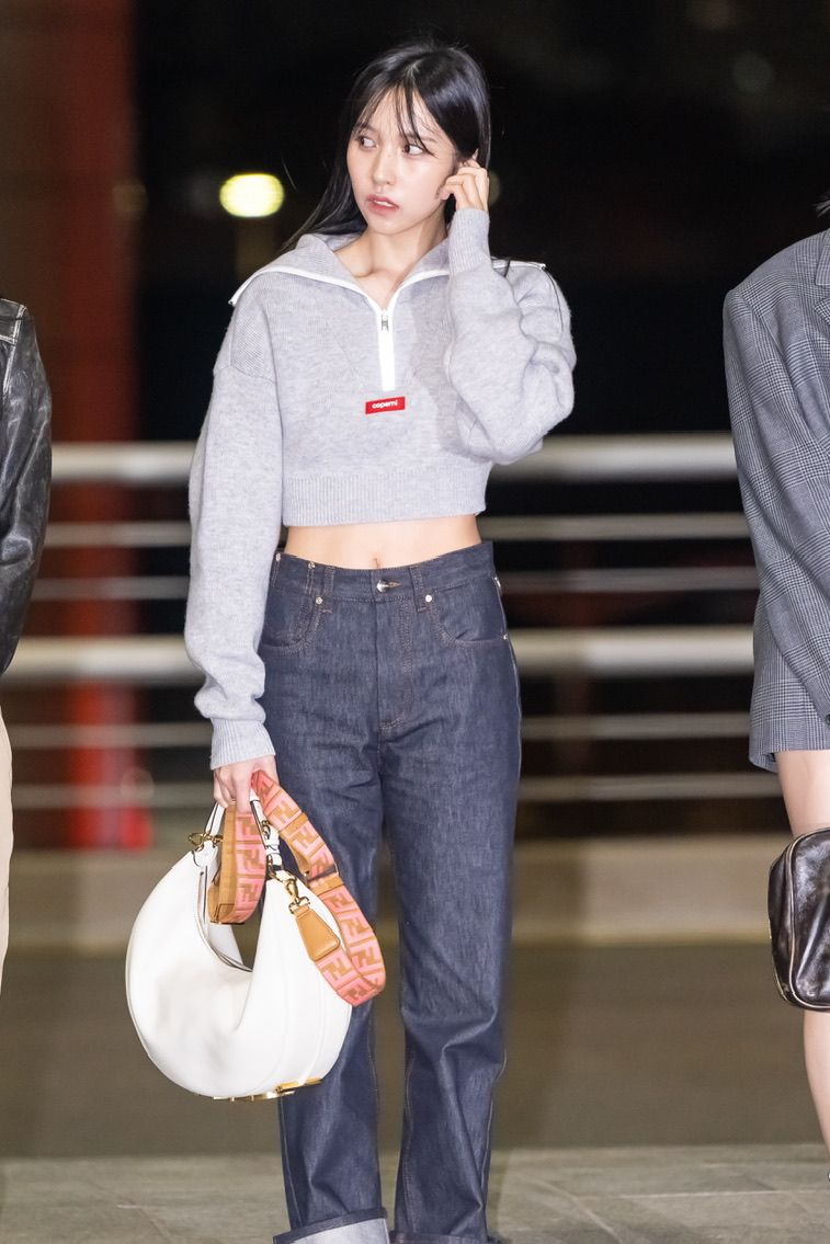 mina of twice arrives at incheon international airport to depart for paris on november 2ndphotoosen
