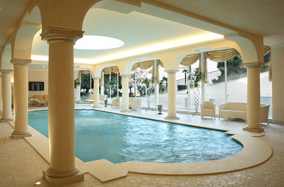 Swimming pool, Column, Property, Building, Real estate, Architecture, Interior design, Estate, Room, Ceiling, 