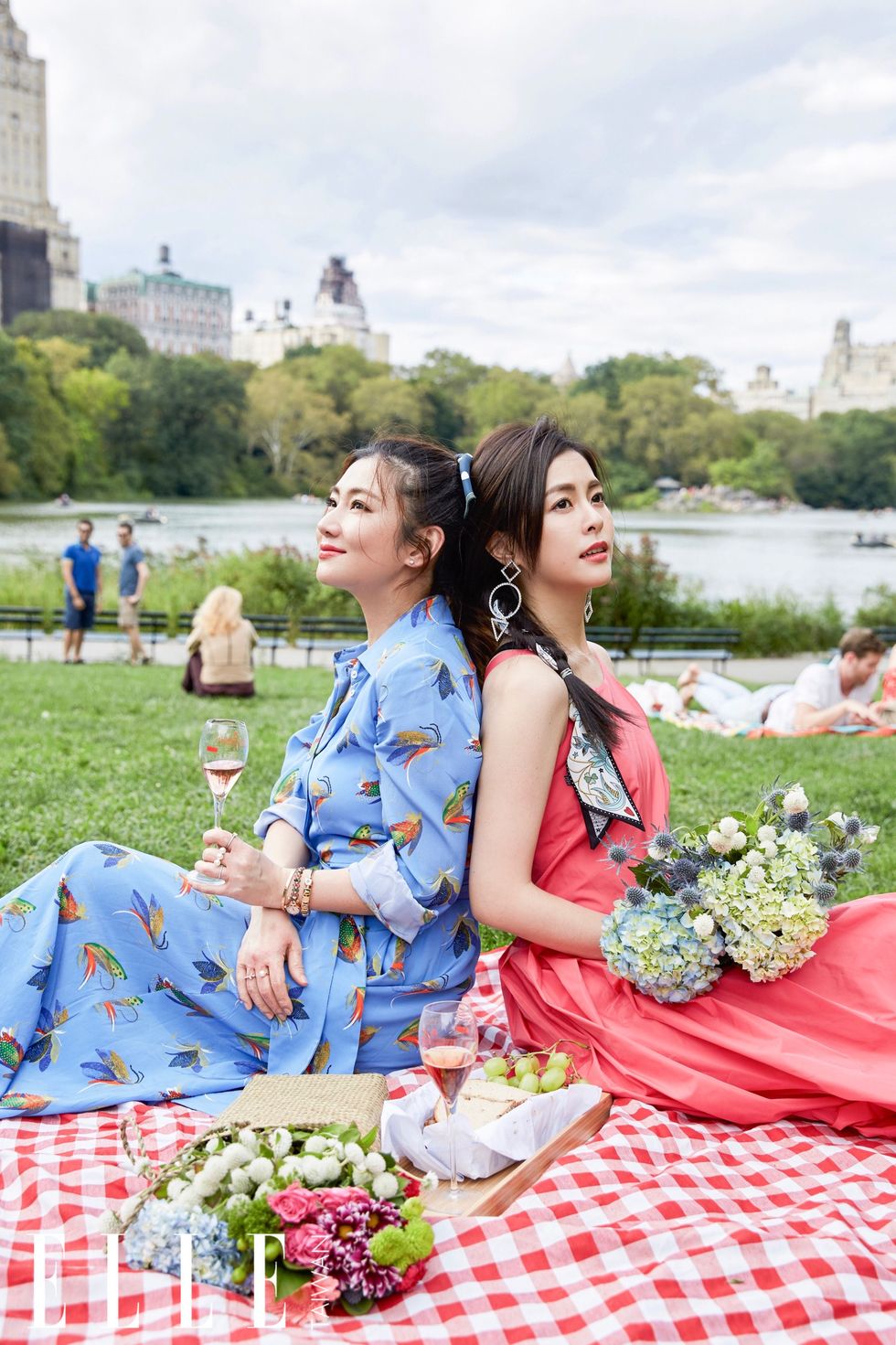 Selina、任容萱紐約中央公園野餐