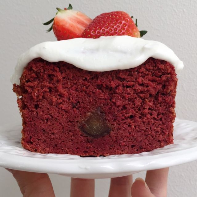 healthy-red-velvet-cake