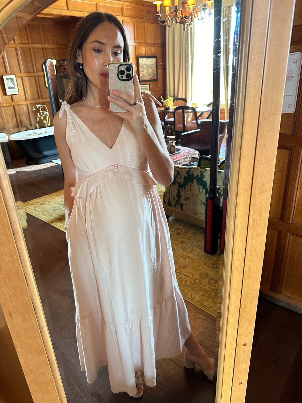 Maternity Wear Rental Review for Bump and Milk Sienna Dress