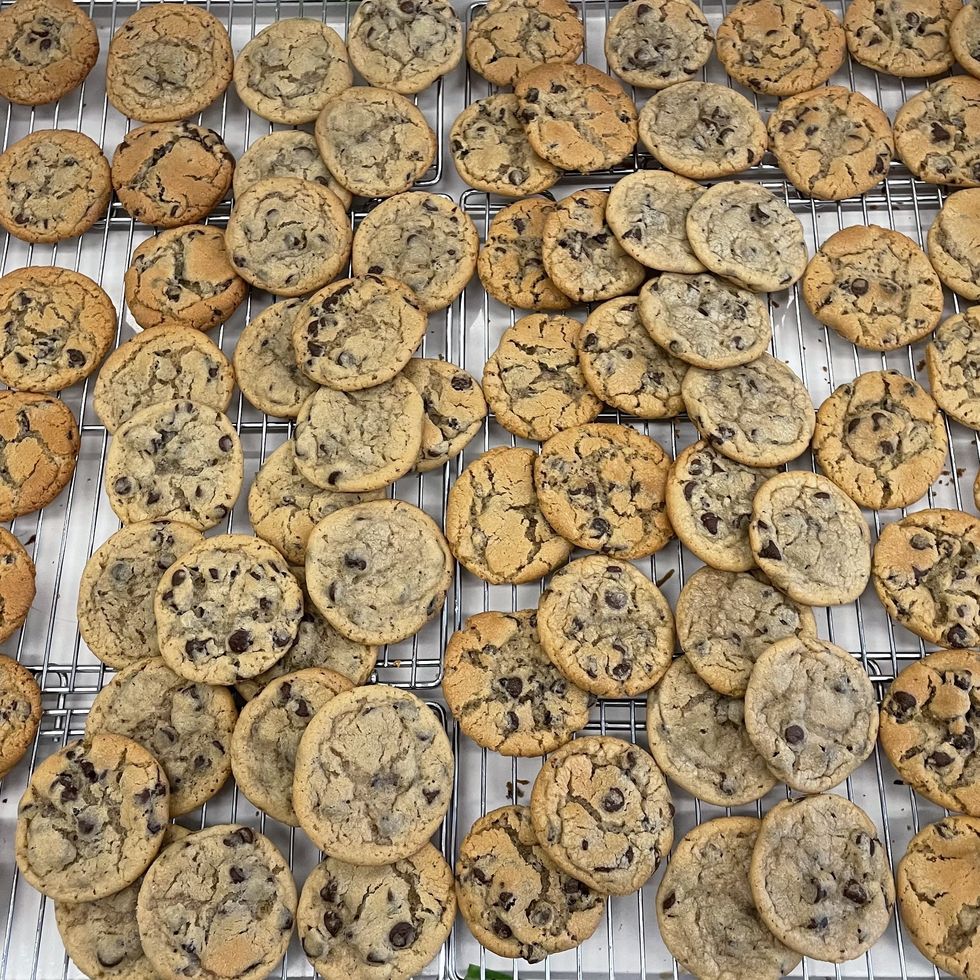 we baked many cookies to test gas ranges