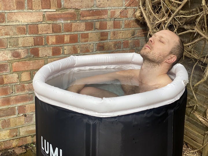 I Took an Ice Bath Every Day for a Month, and It Mentally and Physically Reinvigorated Me