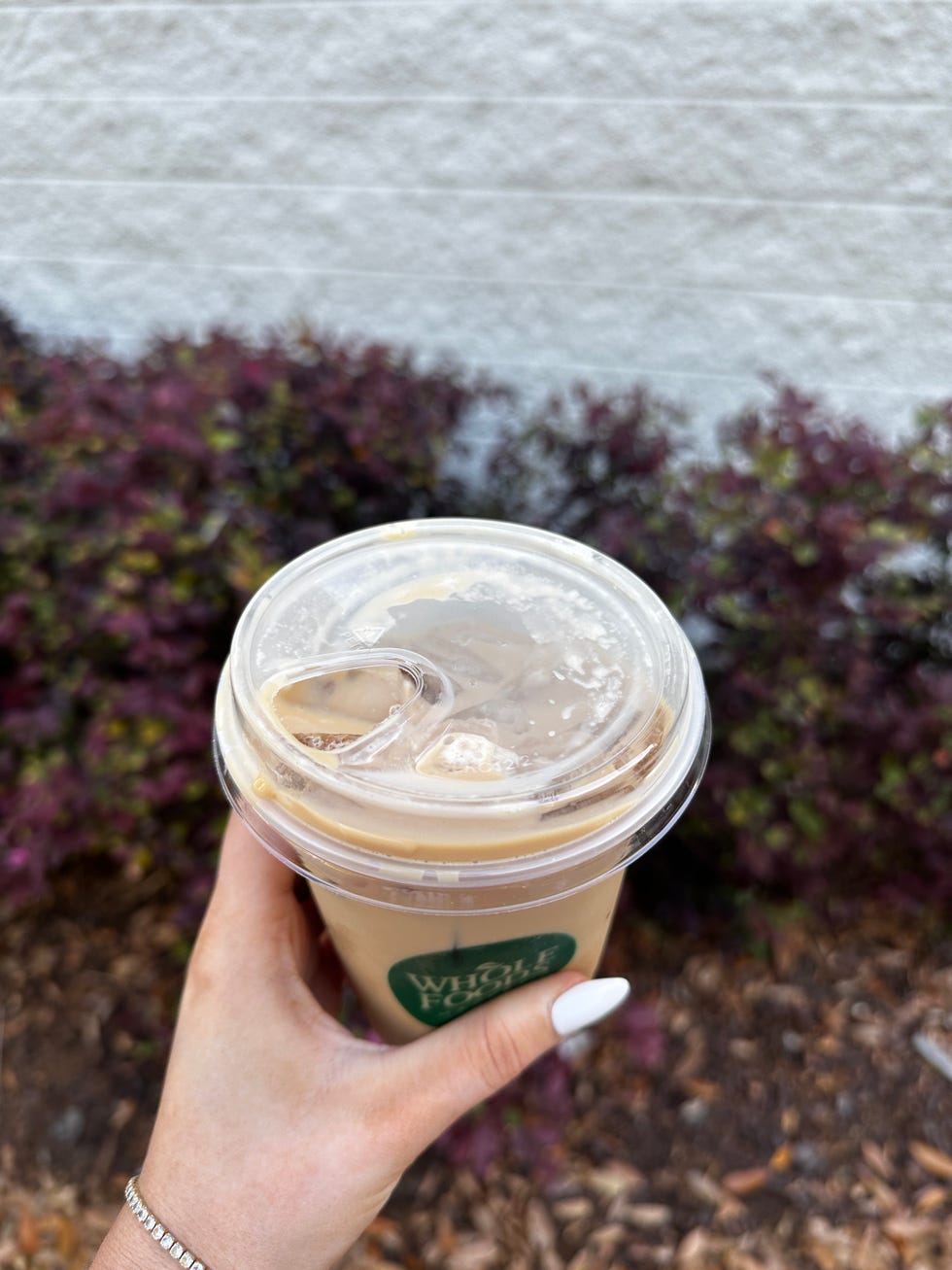 berry chantilly cake latte