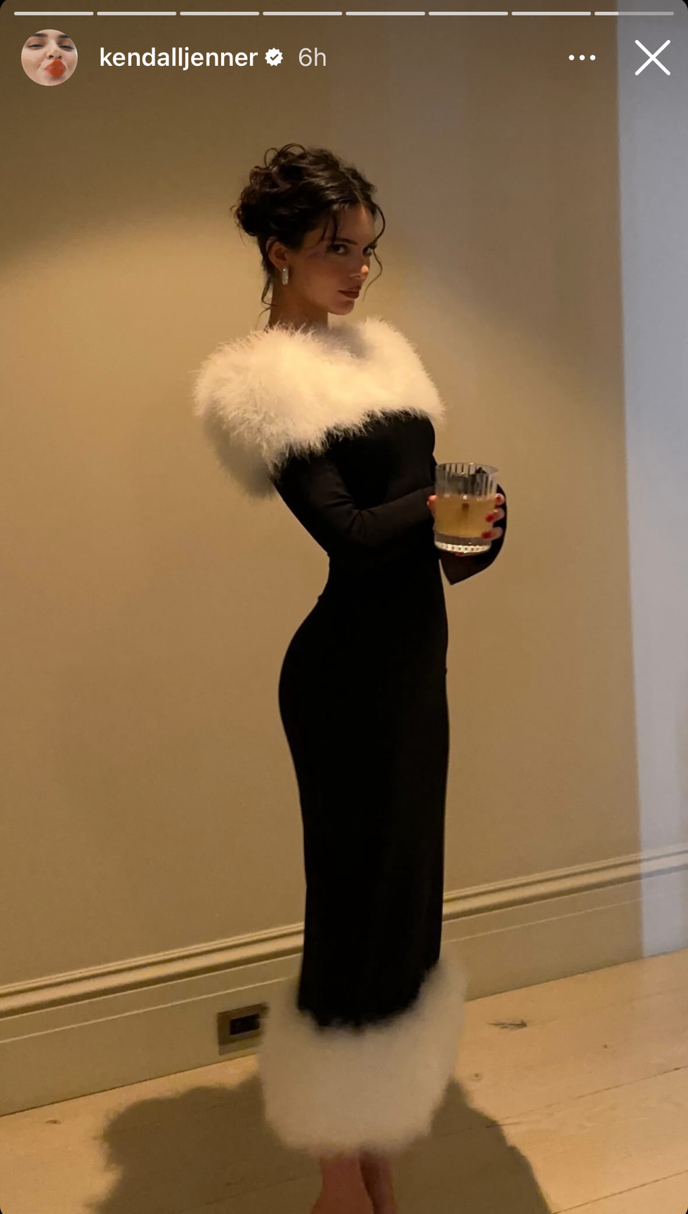 kendall jenner at the 2023 christmas eve party