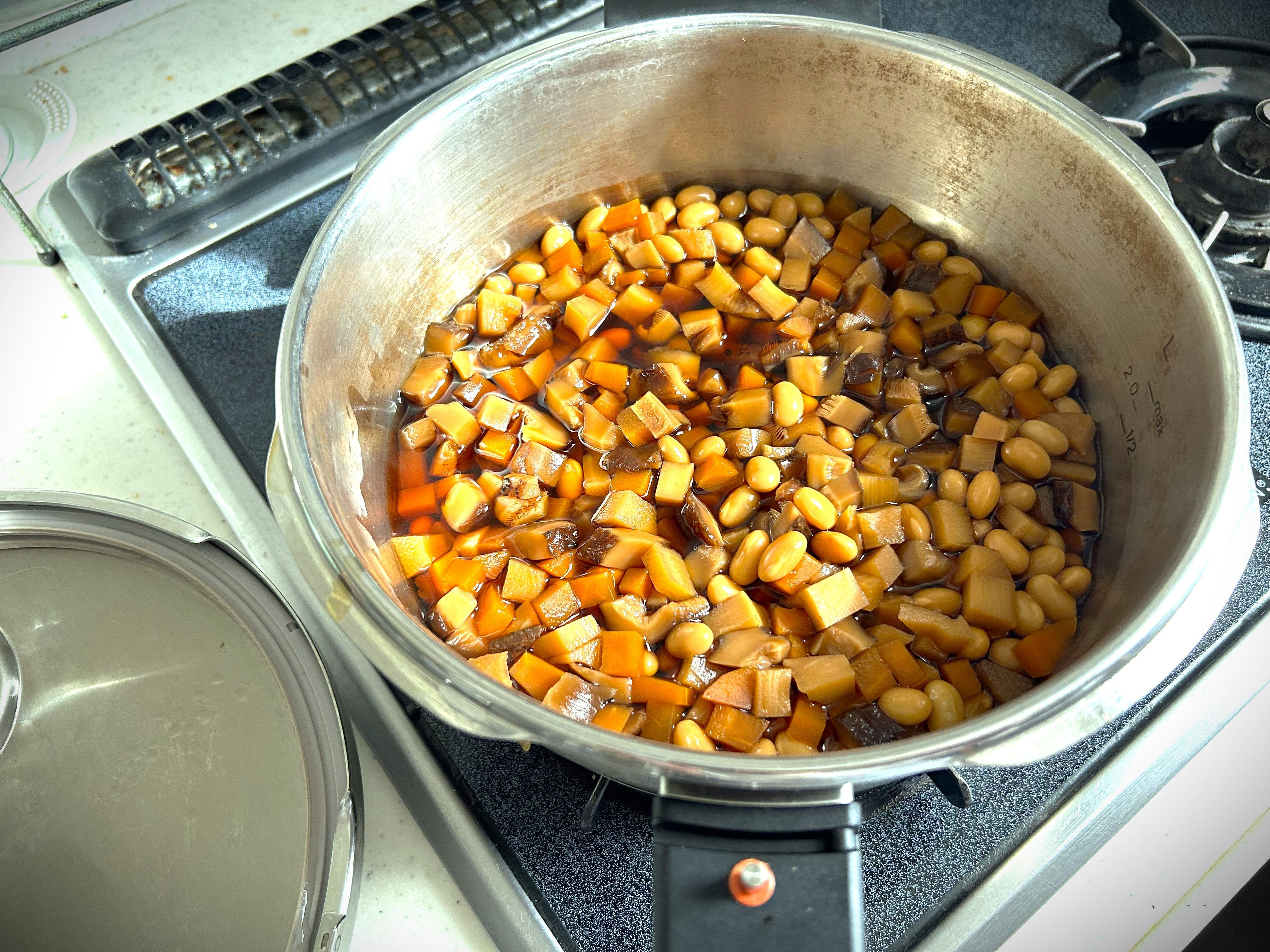 編集部のお気に入り！煮豆作りが楽しくなる圧力鍋がありました