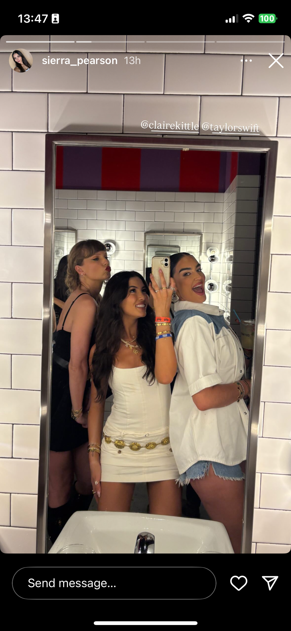 taylor swift with sierra pearson and claire kittle