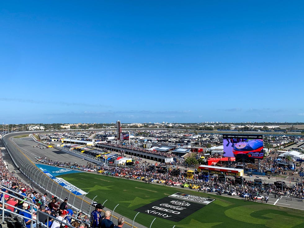 The Sights, Sounds, and Smells of the 2022 Daytona 500