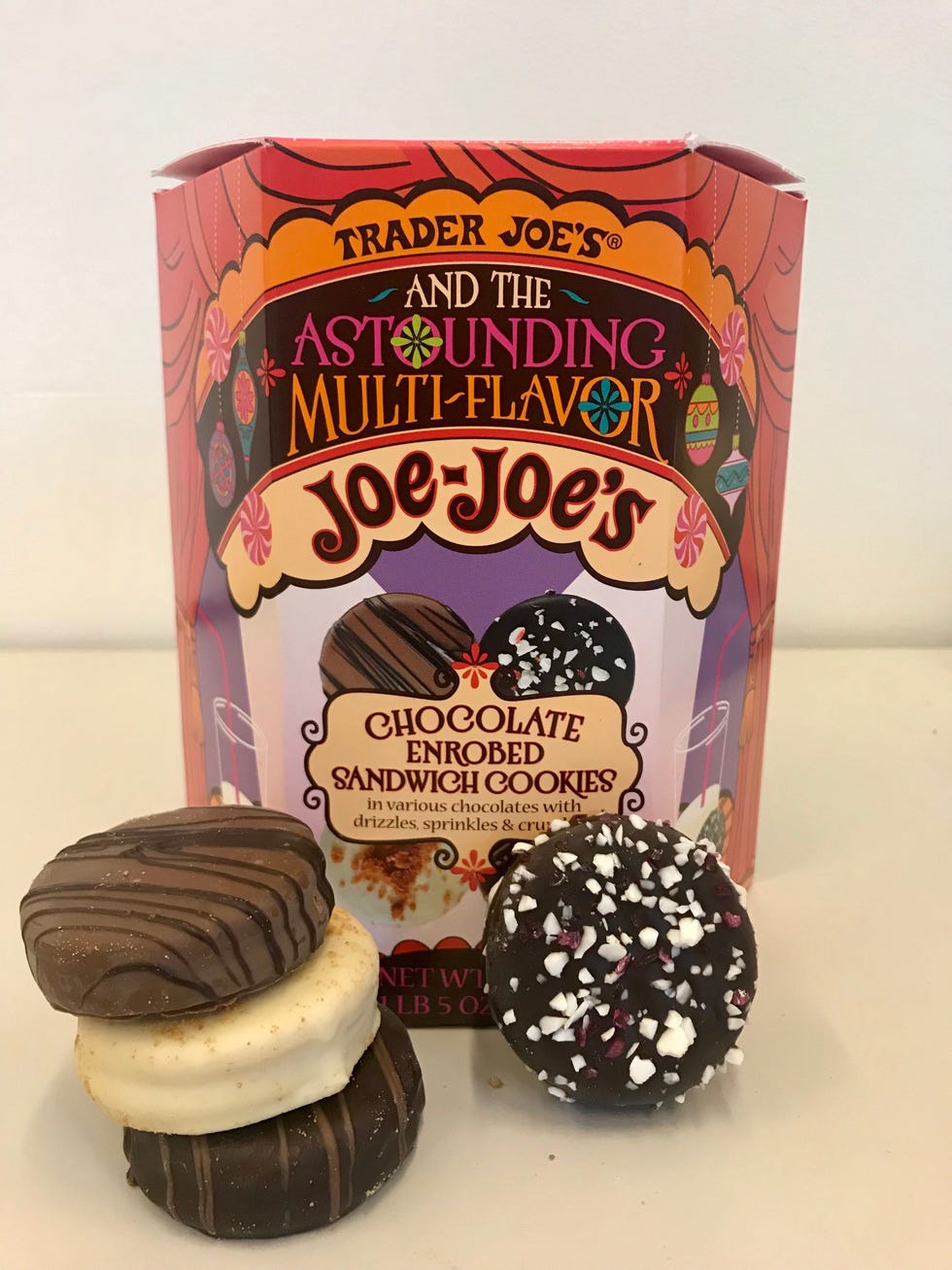 Food, Chocolate, Snack, Sweetness, Cuisine, Baked goods, Dessert, Baking, Confectionery, Peanut butter cup, 