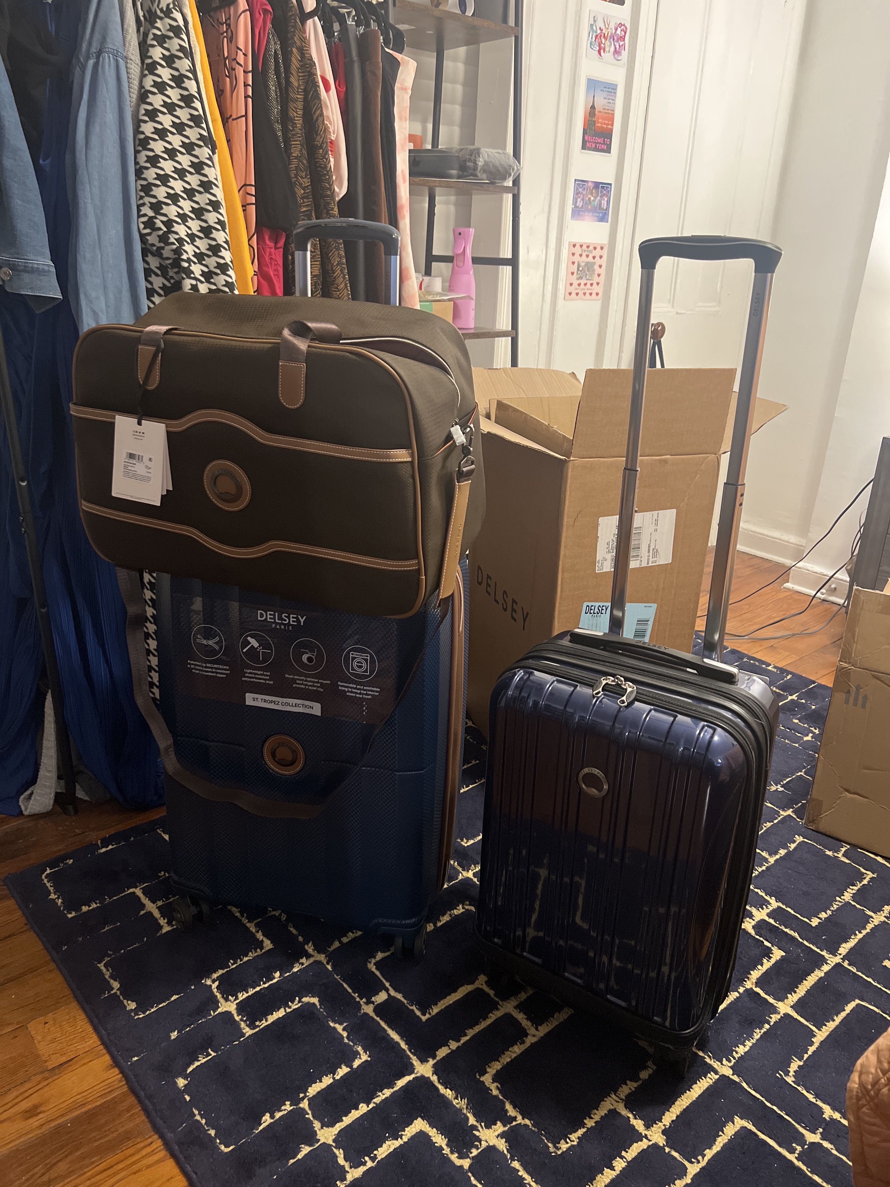 Delsey luggage chatelet hard on sale