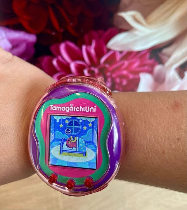 bandai tamagotchi uni