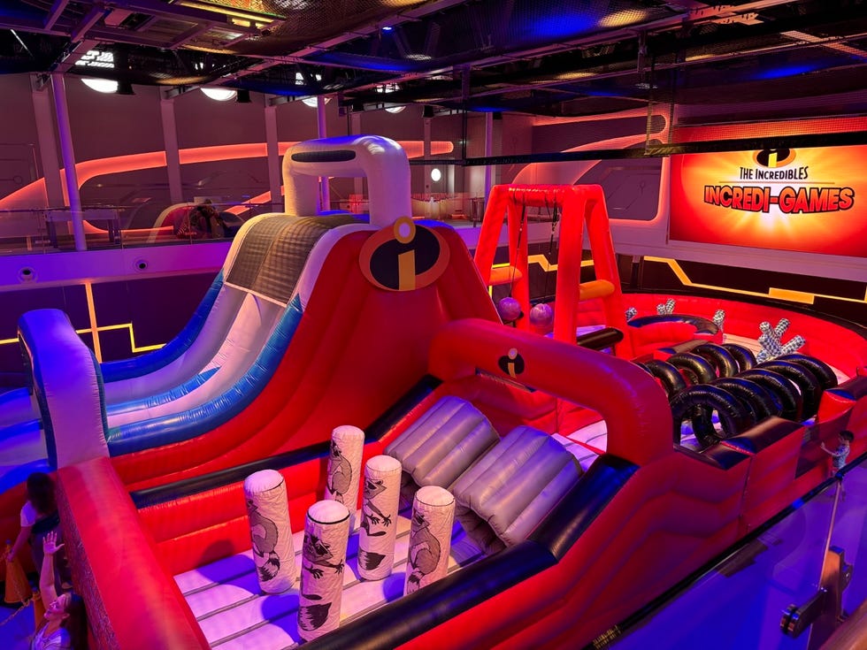 disney wish incredibles obstacle course