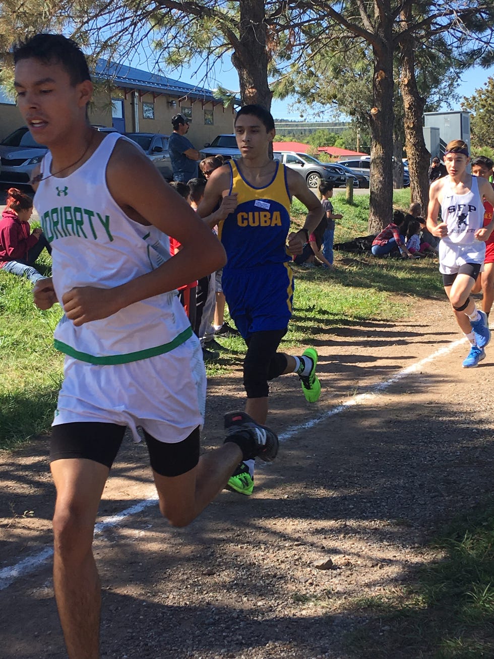 Sports, Running, Athlete, Cross country running, Long-distance running, Outdoor recreation, Recreation, Athletics, Exercise, Individual sports, 