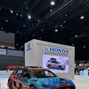 Mitsubishi D:X Concept Alludes to the Future of the Delica