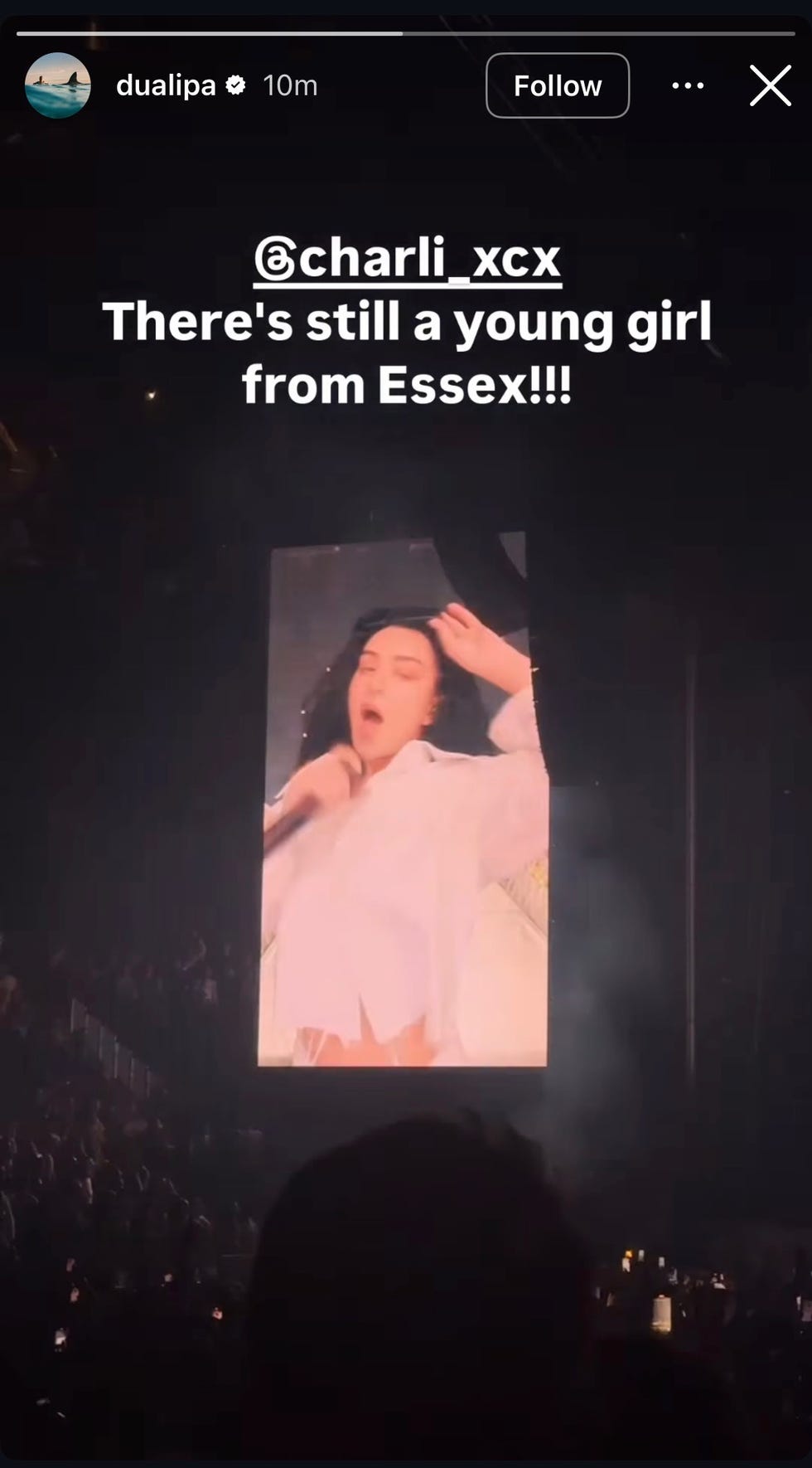 dua lipa supports charli xcx