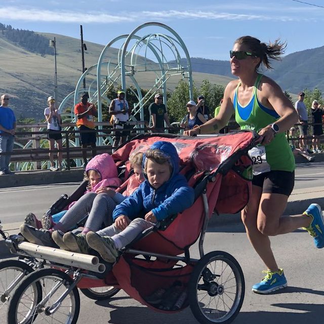 mom-marathon-triple-stroller