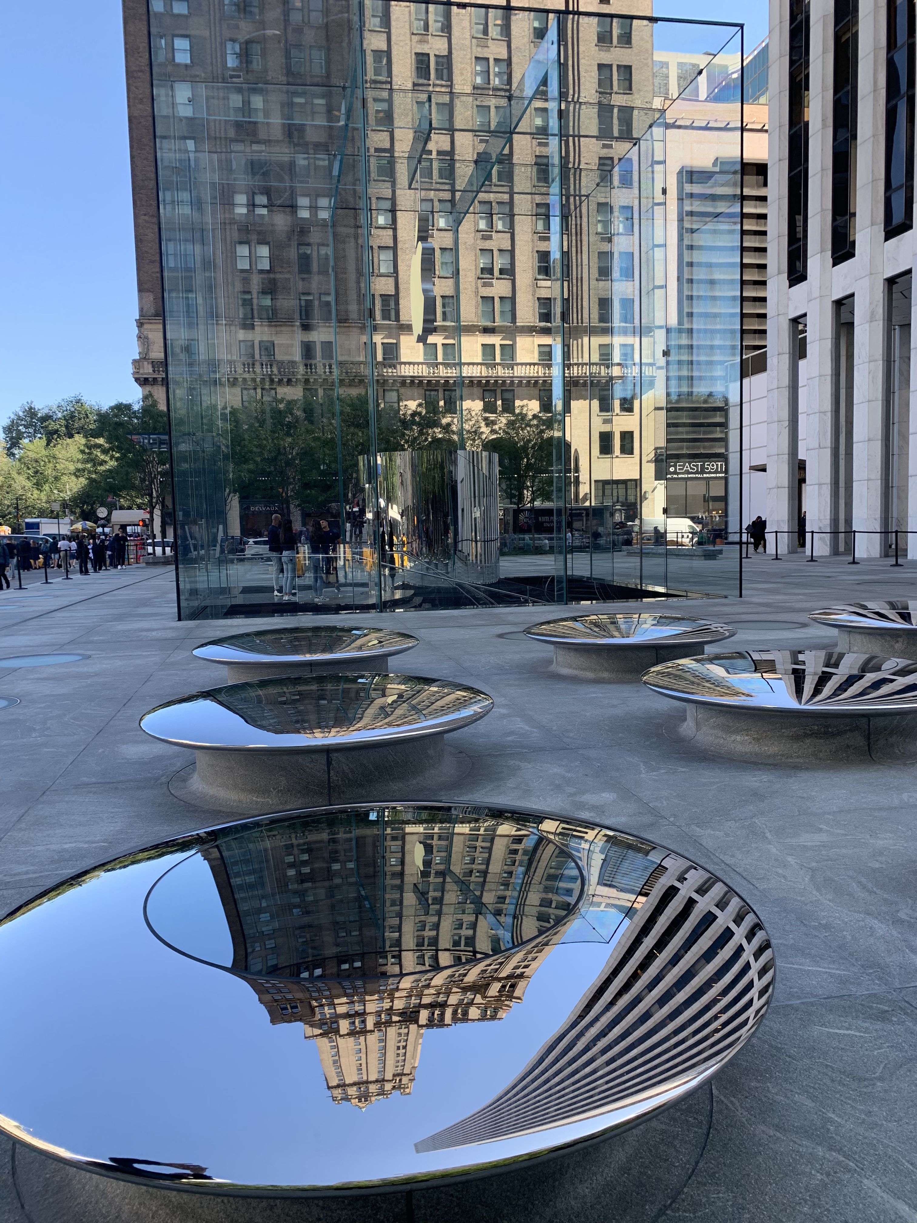 Apple Previews Revamped Fifth Avenue Flagship Store in New York