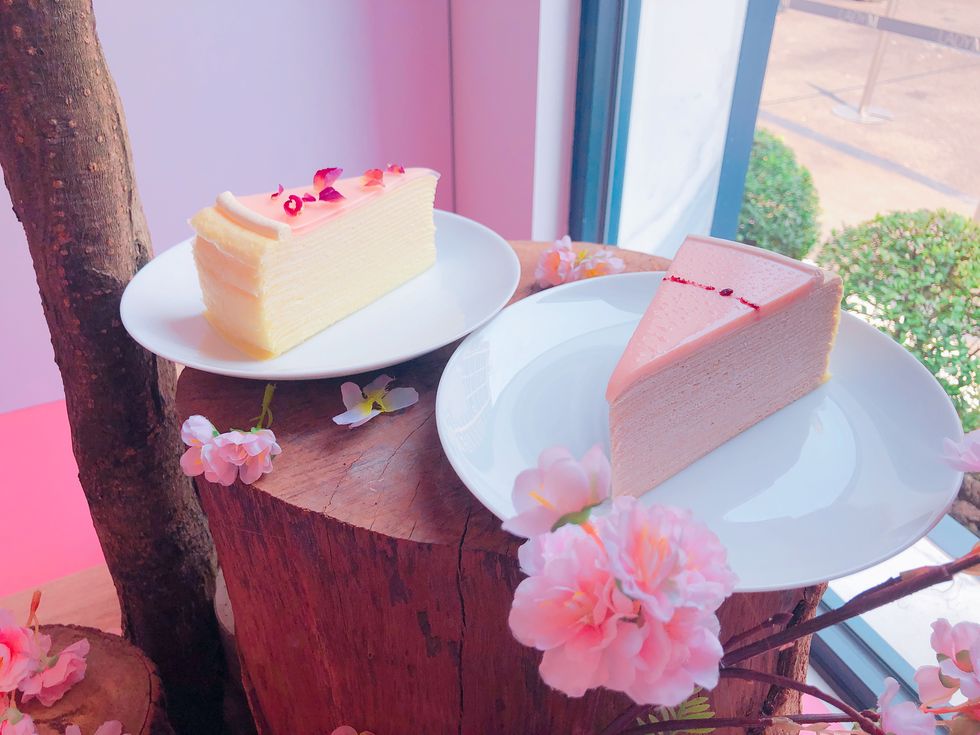 Lady M,粉紅櫻花千層蛋糕,粉紅櫻花,千層蛋糕,玫瑰千層蛋糕,櫻花莓果千層蛋糕,甜點,蛋糕,首賣,粉紅色,下午茶,聚會,聚餐,台北美食,外帶,伴手禮,母親節,母親節蛋糕,蛋糕