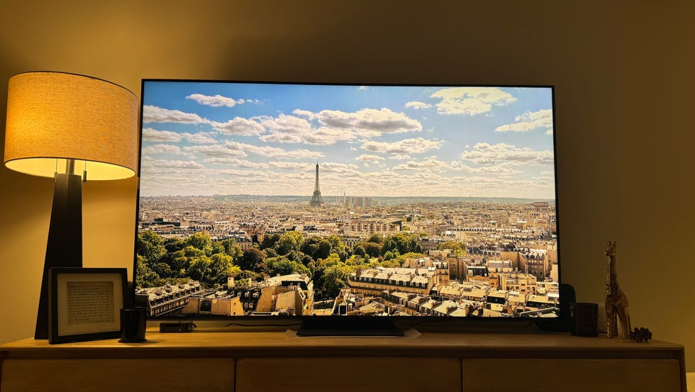 testing the tcl qm8 testing the tcl qm8