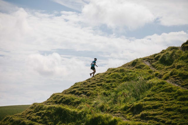 Cloud, Mountainous landforms, Slope, Highland, Hill, Grassland, Terrain, Adventure, Fell, Cumulus, 