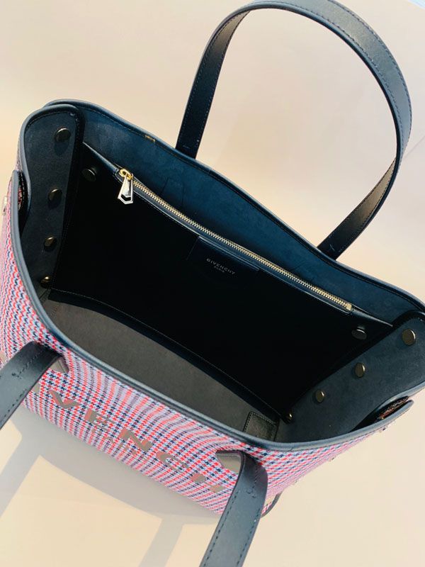 ジバンシィの人気トートバッグ 、ボンドショッパーのマルチ