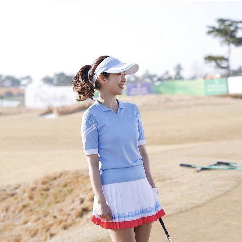 球場揮竿也超優雅？盤點韓星們的高爾夫穿搭，潤娥、朴信惠全這樣穿