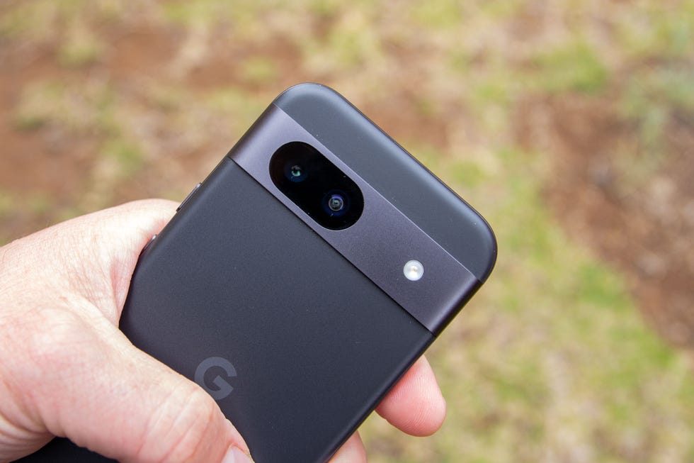 google pixel 8a review