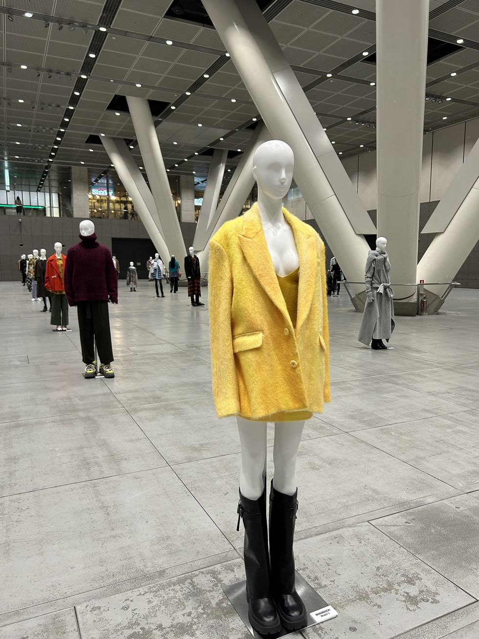 tokyo fashion crossing