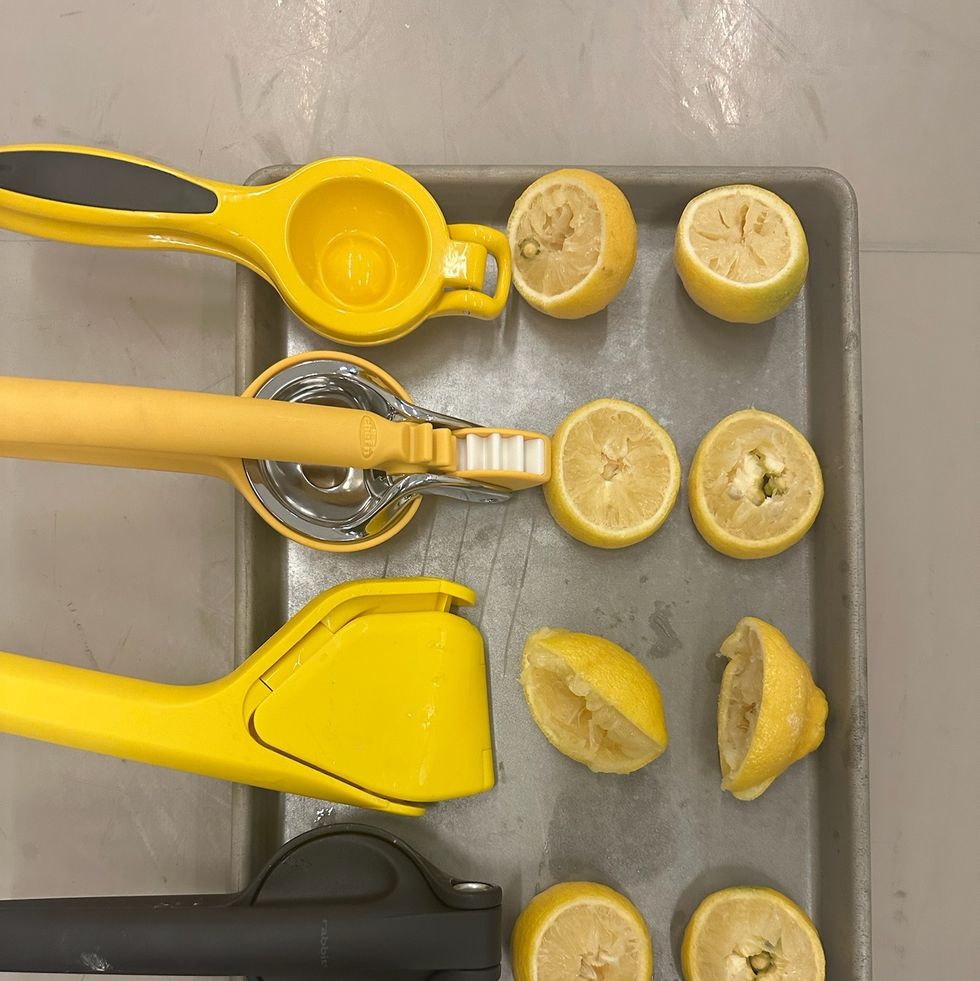 8 Best Citrus Juicers of 2023, Tested by Experts