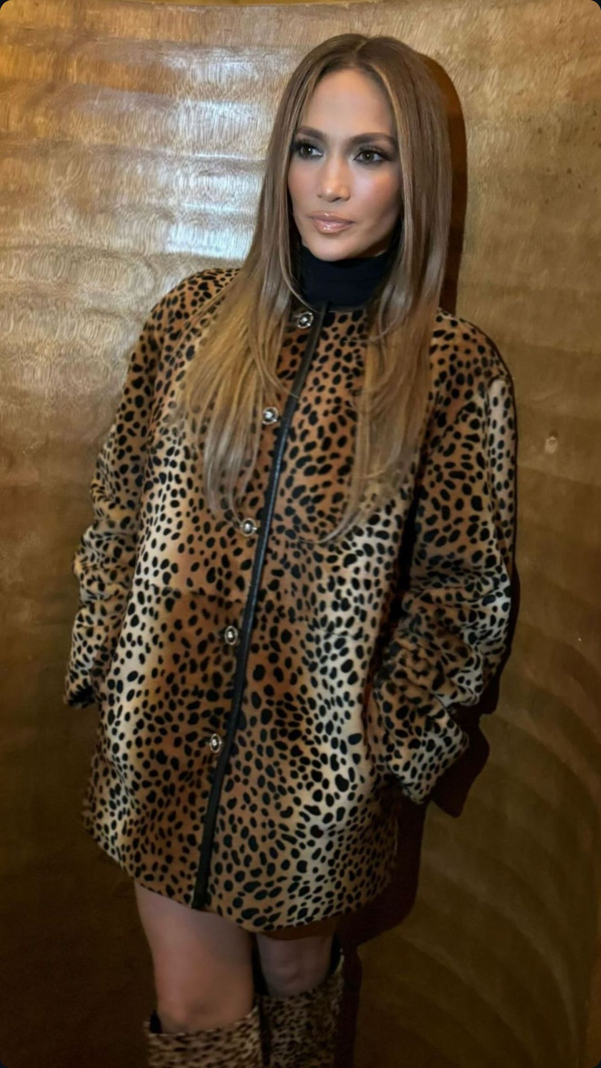 Jennifer lopez leopard dress hotsell