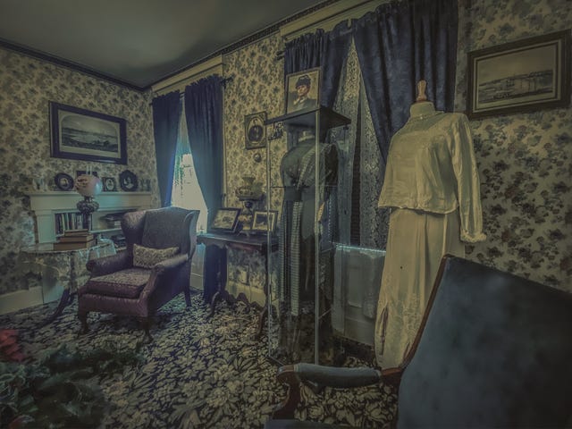 The Lizzie Borden House Undergoes Major Restoration - Tour the Lizzie ...