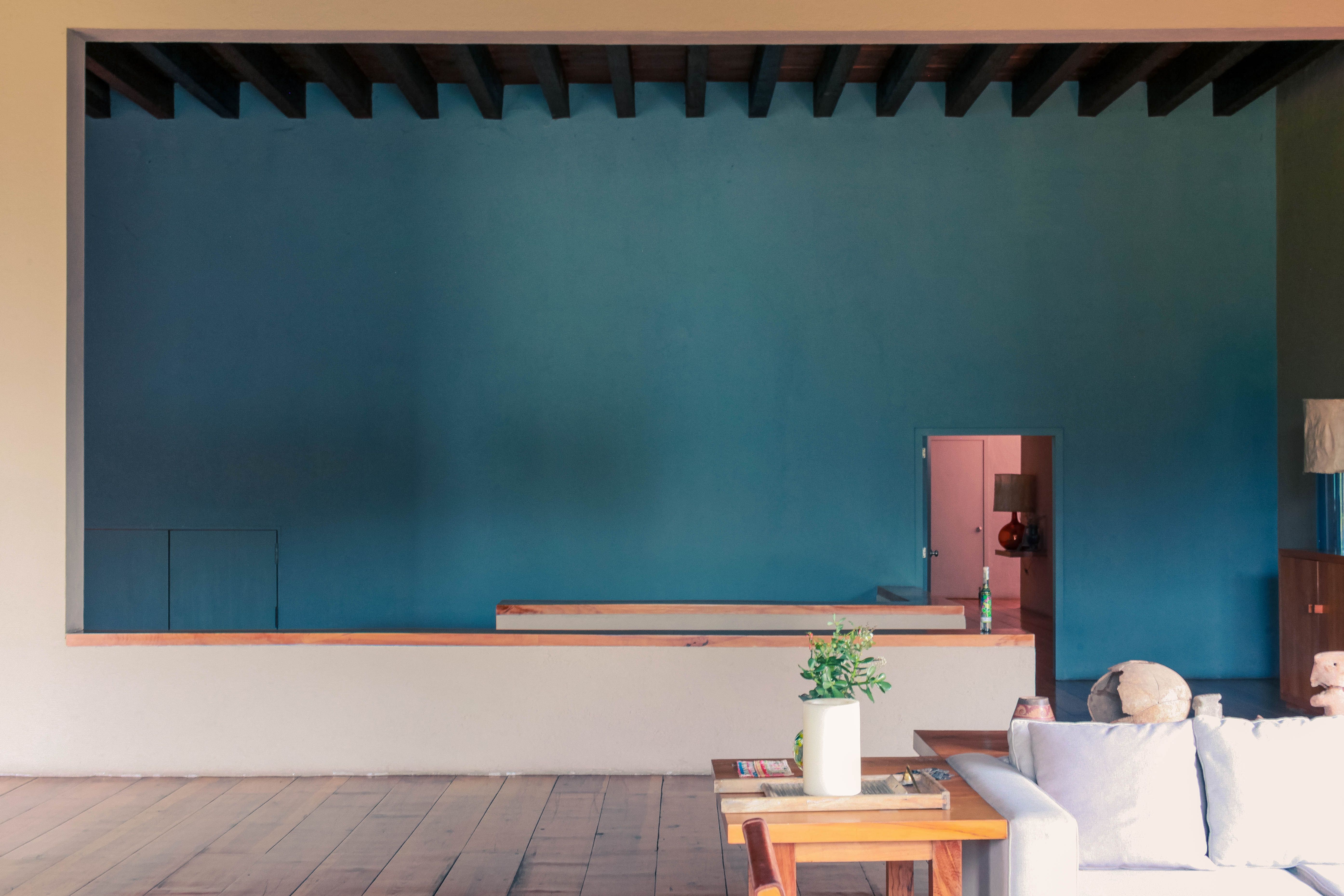 Casa Pedregal by Luis Barragan: Embracing Nature & Modernism