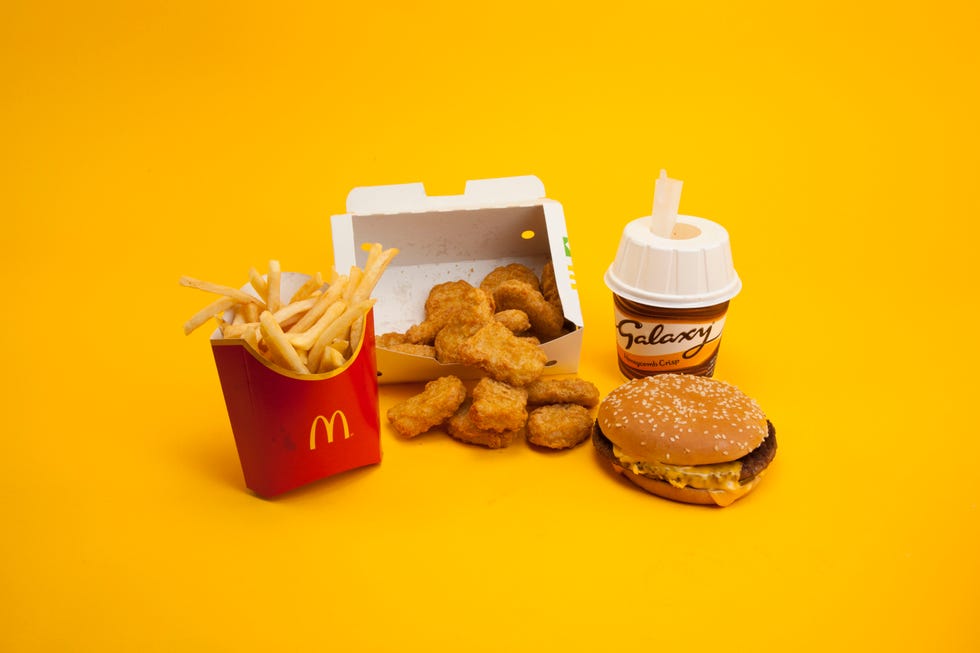 What 2,000 calories looks like at every major fast food chain