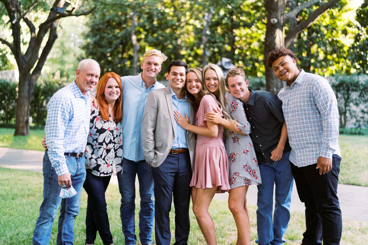 Food Network's Ree Drummond: family members are 'healing' after crash