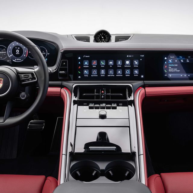 2024 Porsche Panamera Cabin Revealed with Trio of Screens