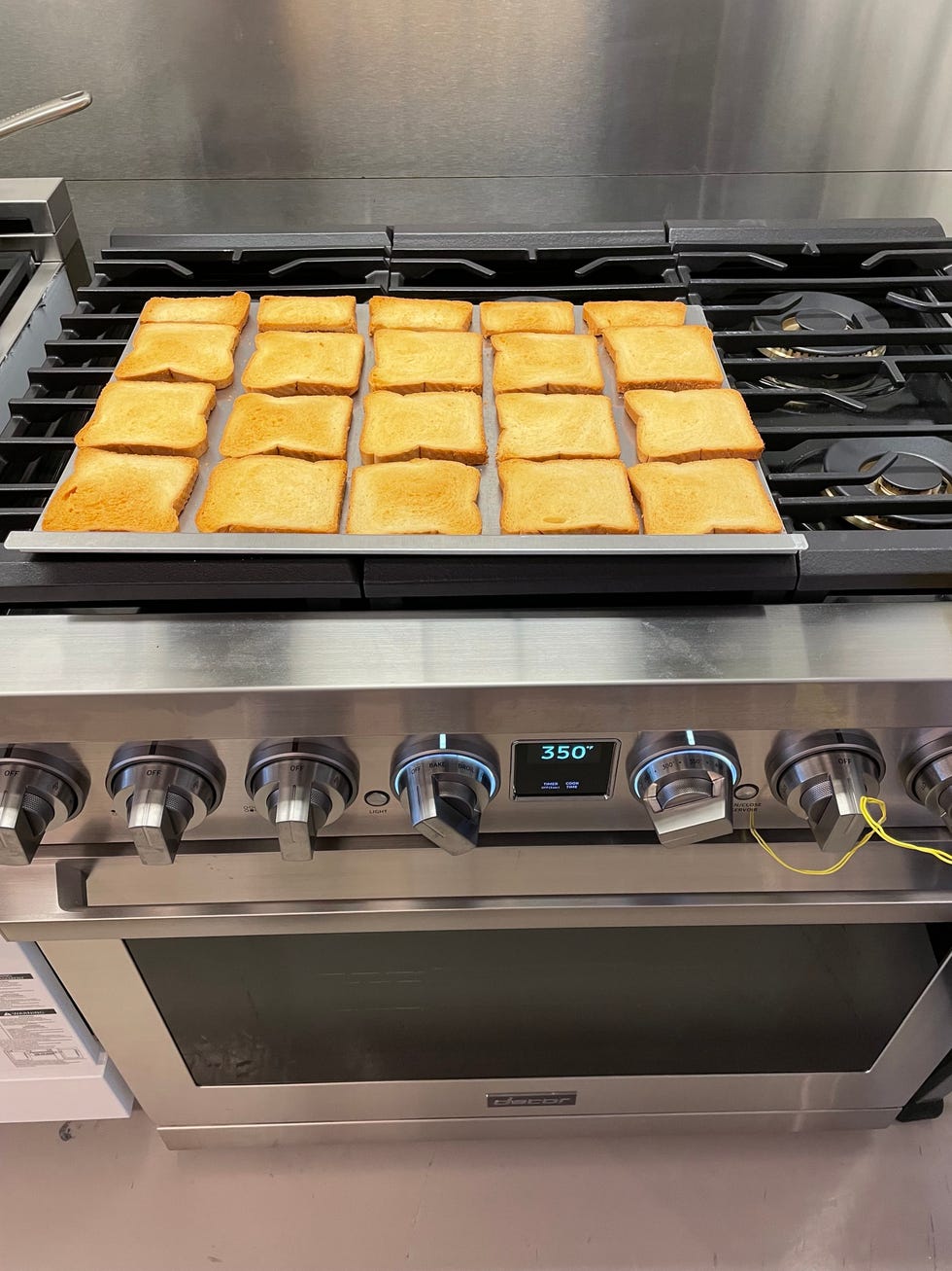 testing ranges at the good housekeeping institute kitchen innovation lab