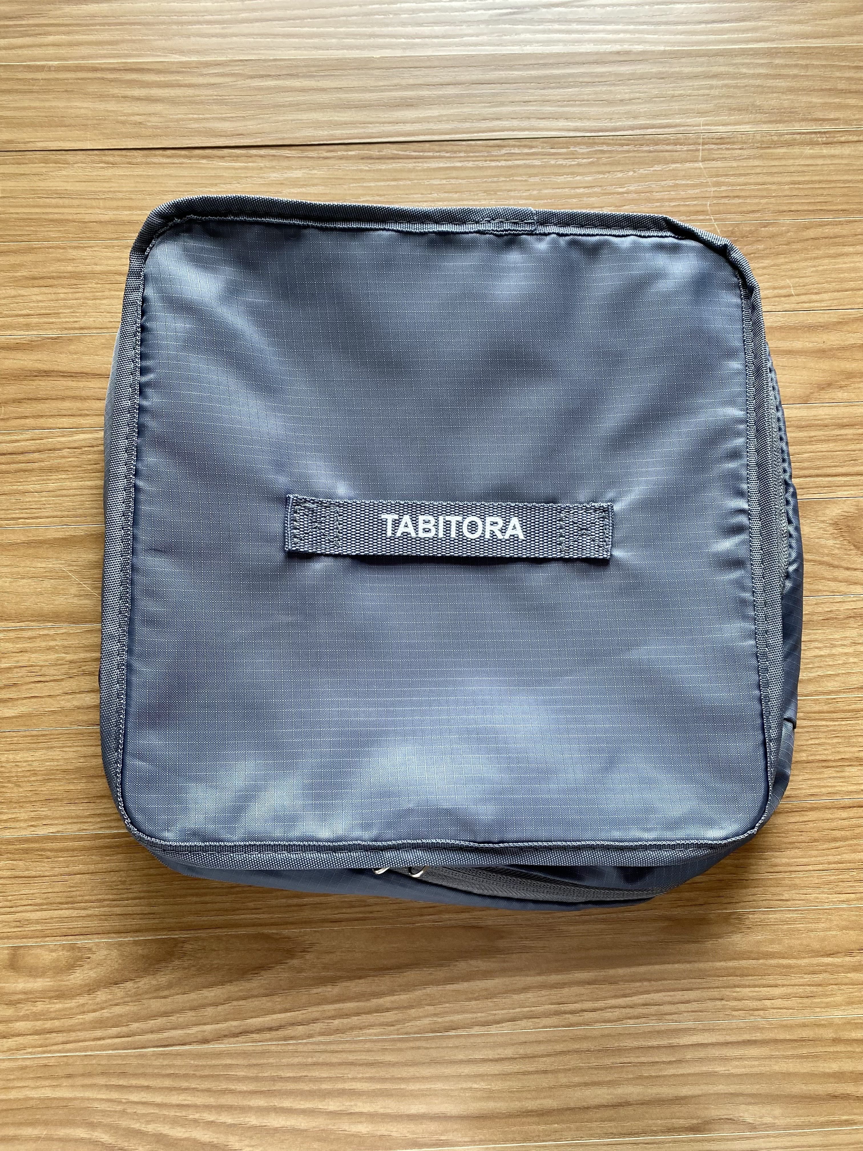 TABITORA（タビトラ）の吊り下げ収納ボックス】衣類収納はこれで